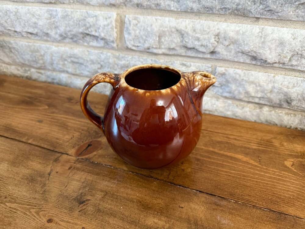 Vintage Hull Pottery USA - Round 5" Brown Drip Pitcher - Excellent Condition